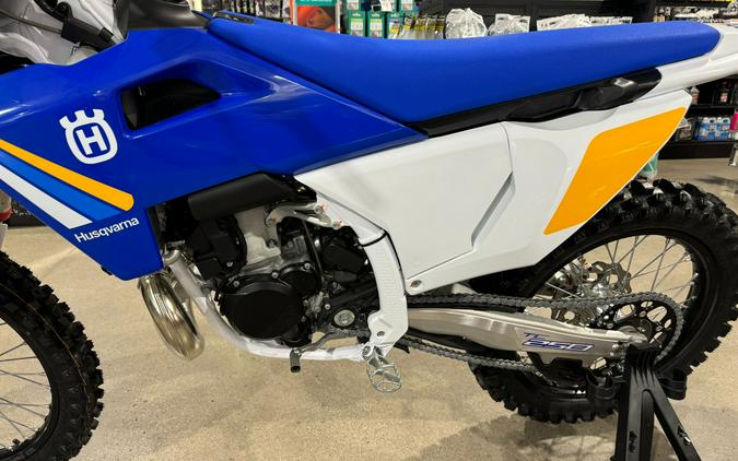 2025 Husqvarna TC 250 Heritage