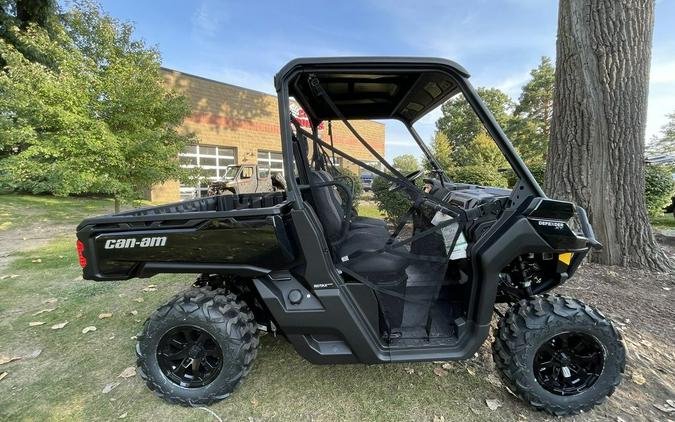 2024 Can-Am® Defender XT HD10