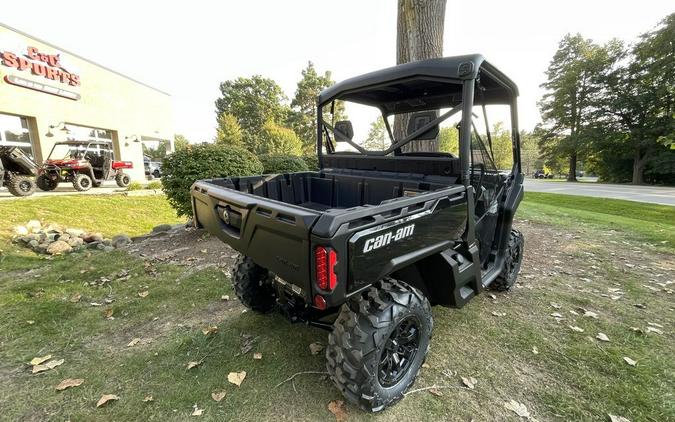 2024 Can-Am® Defender XT HD10