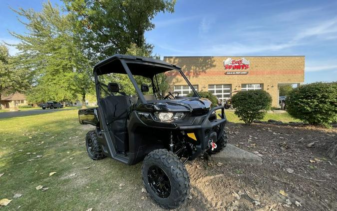 2024 Can-Am® Defender XT HD10