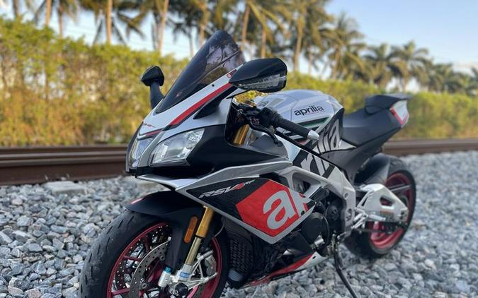 2016 Aprilia® RSV4 RF Factory