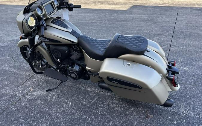 2022 Indian Motorcycle® Chieftain® Dark Horse® Icon Dirt Track Smoke