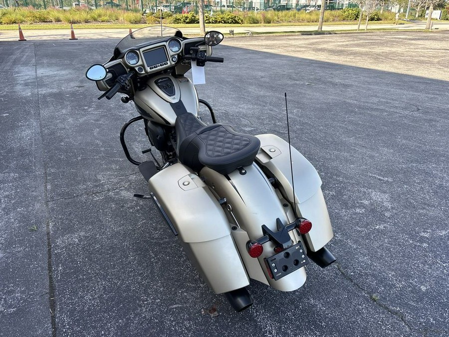 2022 Indian Motorcycle® Chieftain® Dark Horse® Icon Dirt Track Smoke