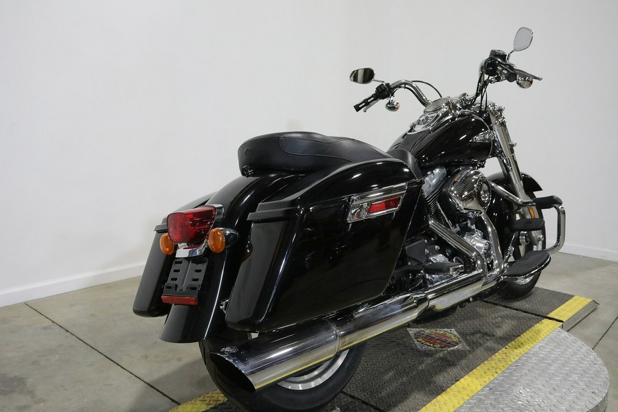 2015 Harley-Davidson® DYNA SWITCHBACK