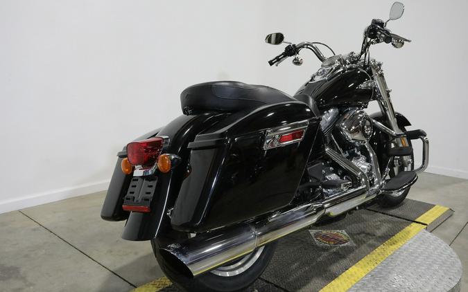 2015 Harley-Davidson® DYNA SWITCHBACK