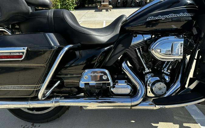 2011 Harley-Davidson Road Glide Ultra Vivid Black