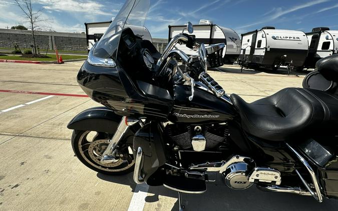 2011 Harley-Davidson Road Glide Ultra Vivid Black