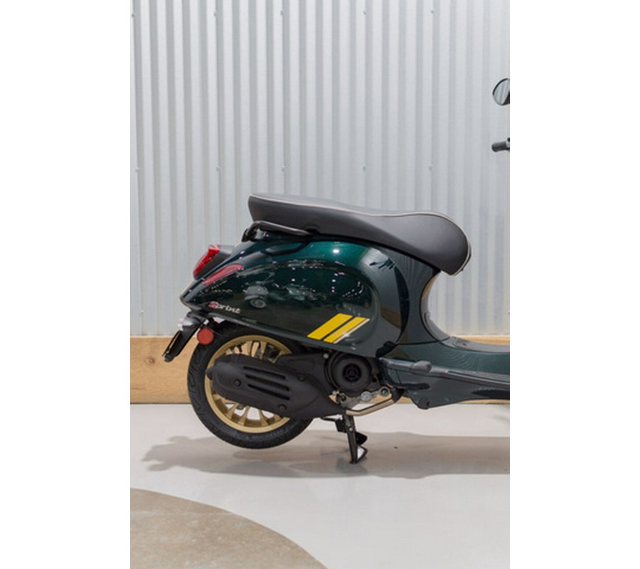 2022 Vespa Sprint 50 Racing Sixties