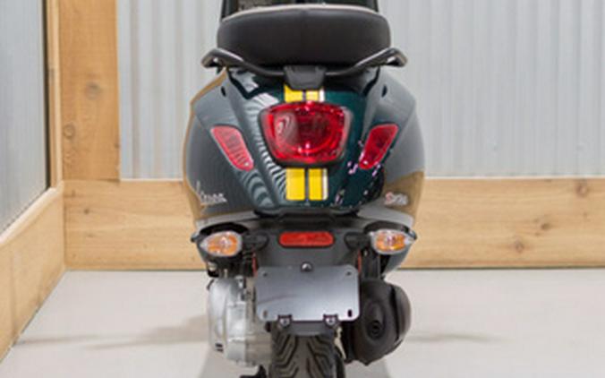 2022 Vespa Sprint 50 Racing Sixties