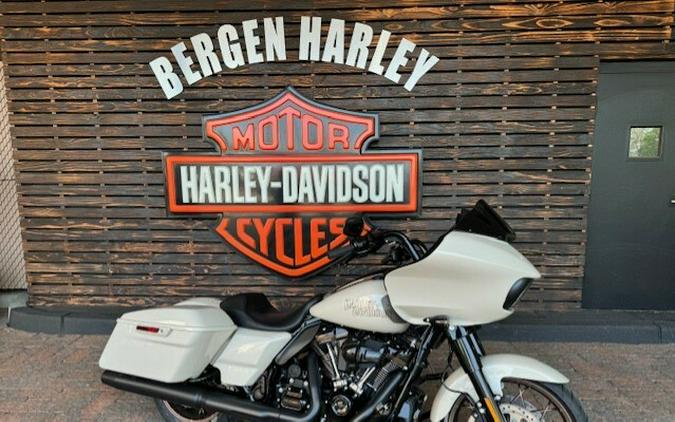 Harley-Davidson’s 2022 Road Glide ST First Ride