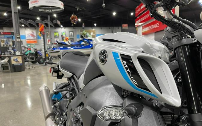 2025 Yamaha MT-10