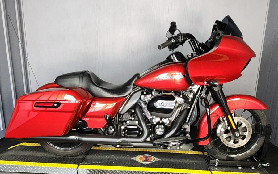 2018 Harley-Davidson Road Glide Special FLTRXS WICKED RED