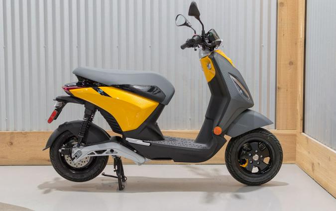 2023 Piaggio Piaggio 1 Active