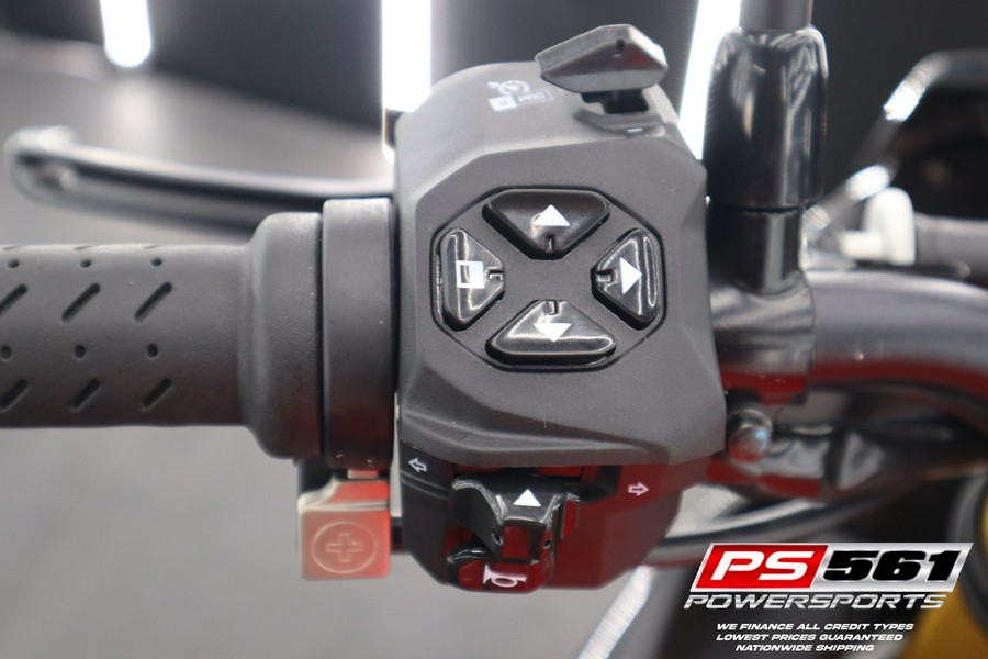 2024 Aprilia Tuono V4