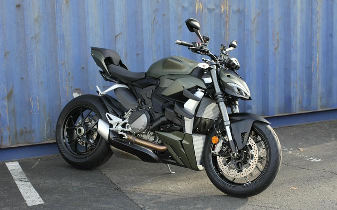 2024 Ducati Streetfighter V2