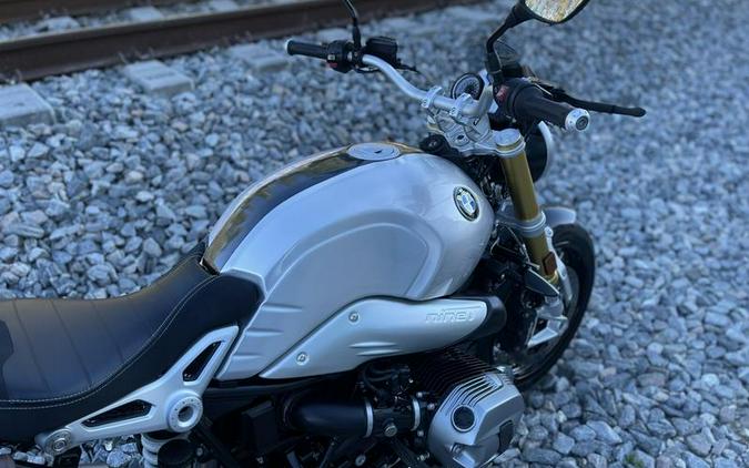 2016 BMW R nineT Scrambler Monolith Metallic Matt