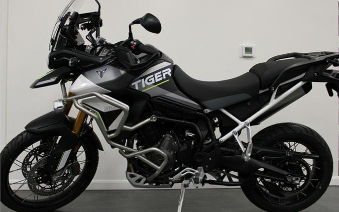 2024 Triumph Tiger 900 Rally Aragón Edition