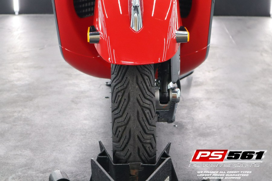 2024 Vespa GTS Super 300