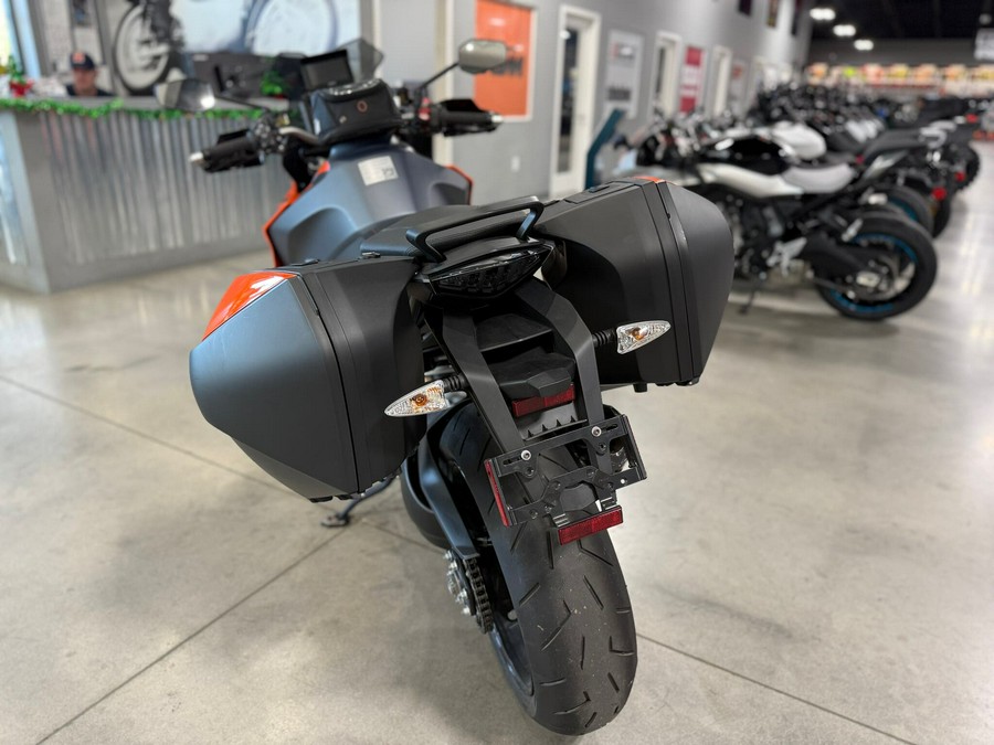 2023 KTM Super Duke GT