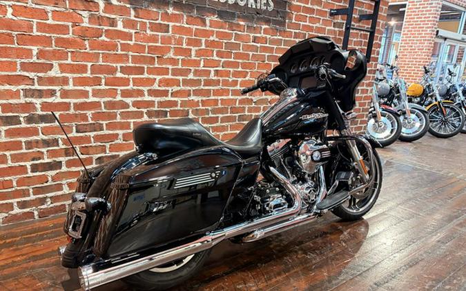 2016 Harley-Davidson FLHX - Street Glide