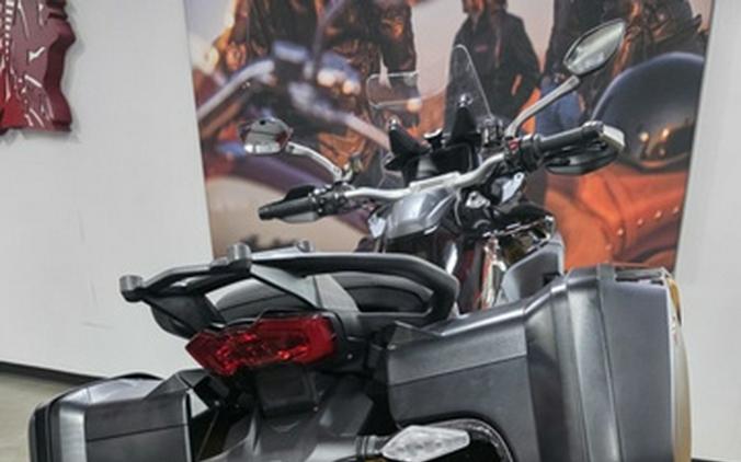 2027 Ducati Multistrada V4 S Travel & Radar Thrilling Black
