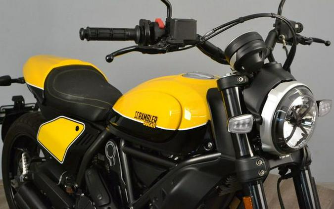 2019 Ducati Scrambler Full Throttle Review (11 Fast Facts)