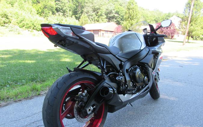 2018 Suzuki GSXR 600 WITH LOW MILES