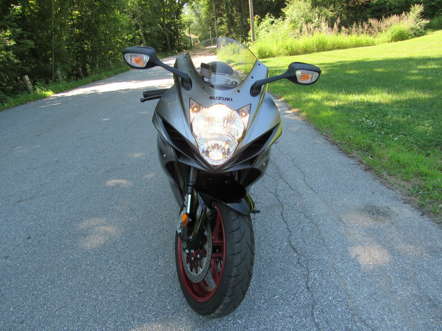 2018 Suzuki GSXR 600 WITH LOW MILES