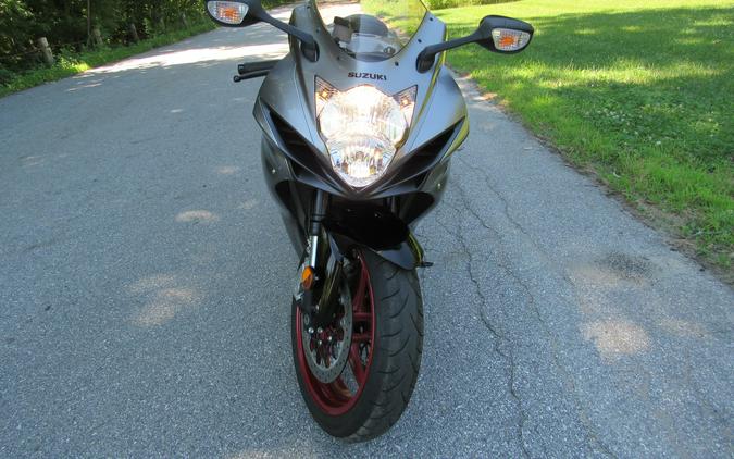 2018 Suzuki GSXR 600 WITH LOW MILES