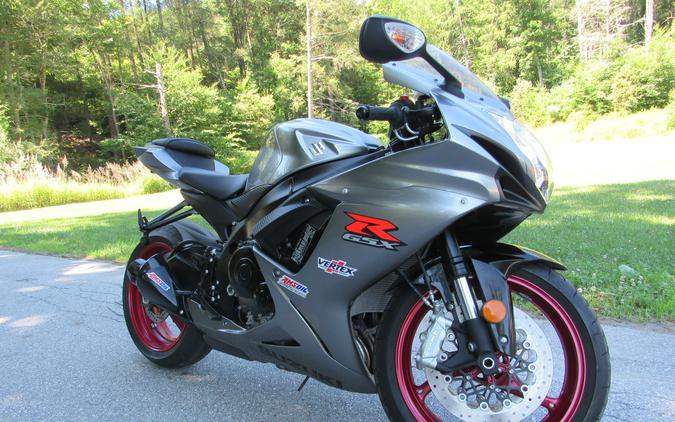 2018 Suzuki GSXR 600 WITH LOW MILES