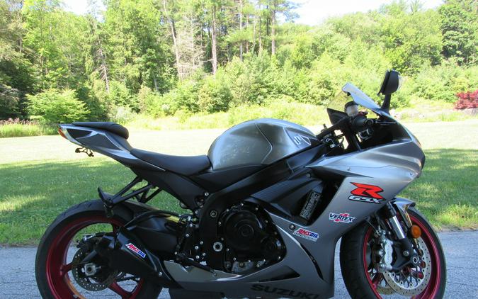 2018 Suzuki GSXR 600 WITH LOW MILES