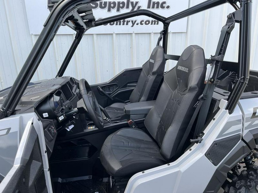 2026 Polaris® General 1000 Sport