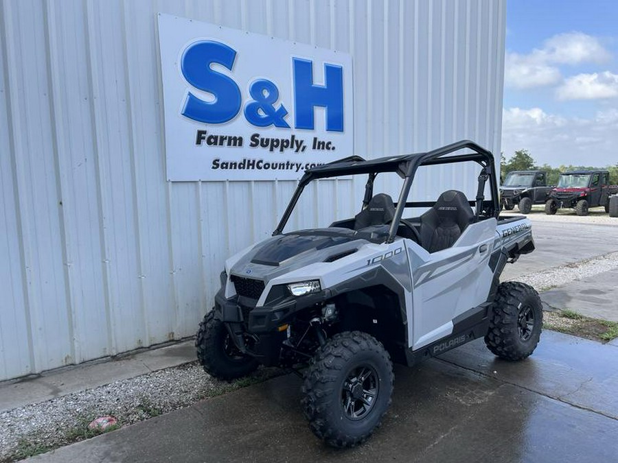 2026 Polaris® General 1000 Sport