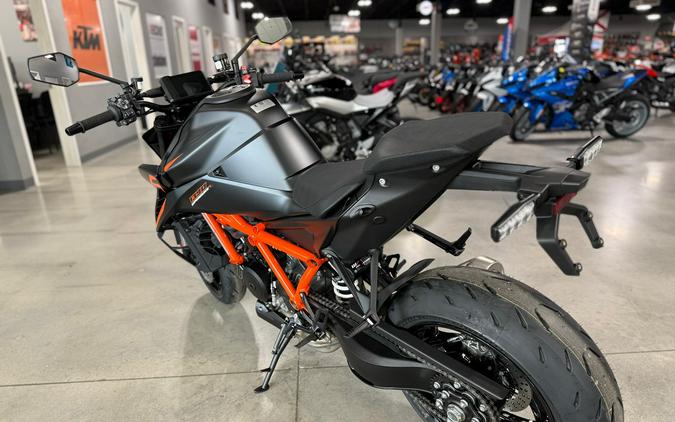 2026 KTM Super Duke R EVO
