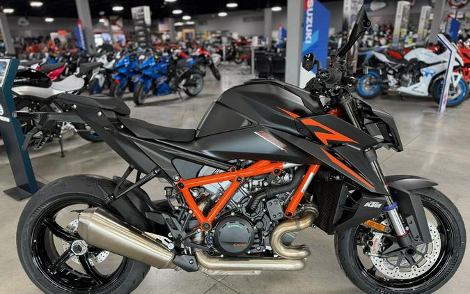 2026 KTM Super Duke R EVO