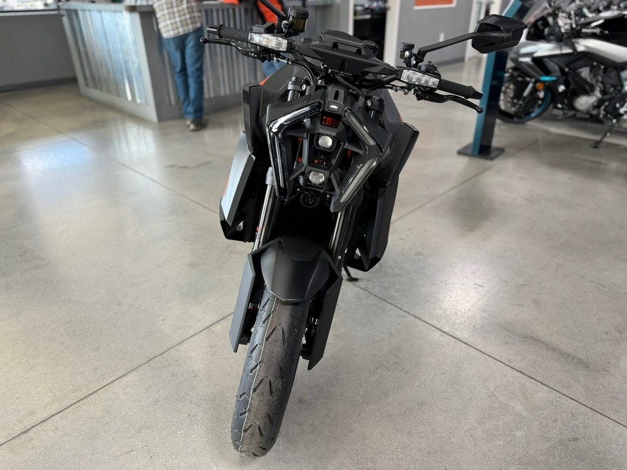 2026 KTM Super Duke R EVO