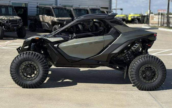 2026 Can-Am® Maverick R X rc
