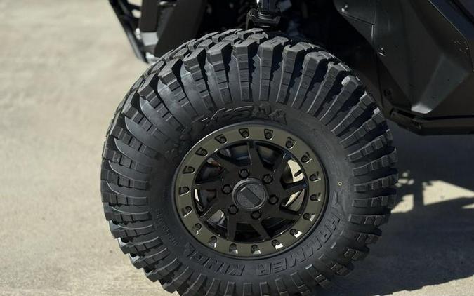 2026 Can-Am® Maverick R X rc