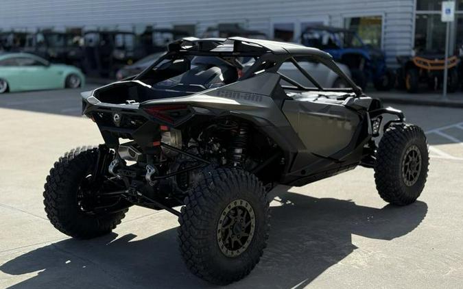 2026 Can-Am® Maverick R X rc