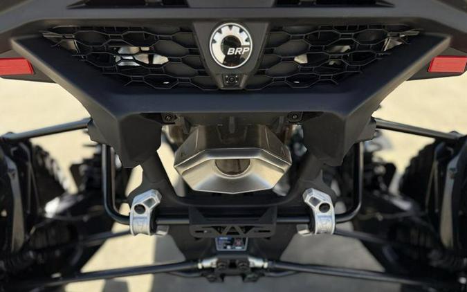 2026 Can-Am® Maverick R X rc