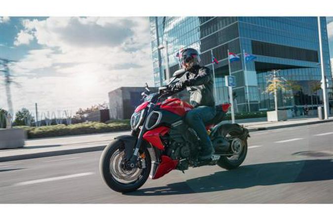 2026 Ducati Diavel V4