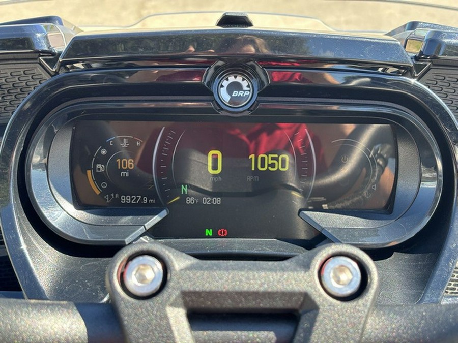 2023 Can-Am Spyder F3 Limited Dark Wheels