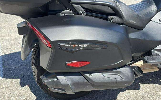 2023 Can-Am Spyder F3 Limited Dark Wheels