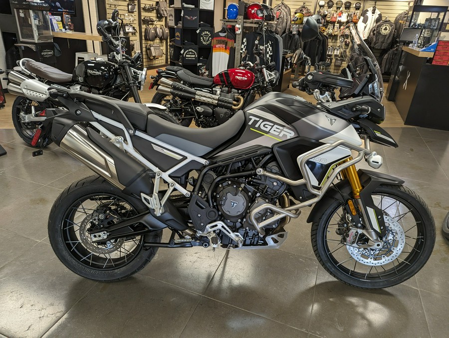 2024 Triumph Tiger 900 Rally Aragon Edition