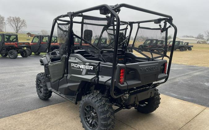 2025 Honda® Pioneer 1000-5 Deluxe