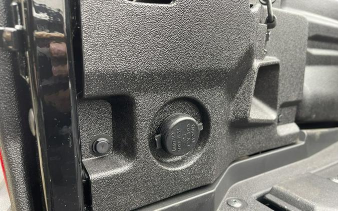 2025 Honda® Pioneer 1000-5 Deluxe