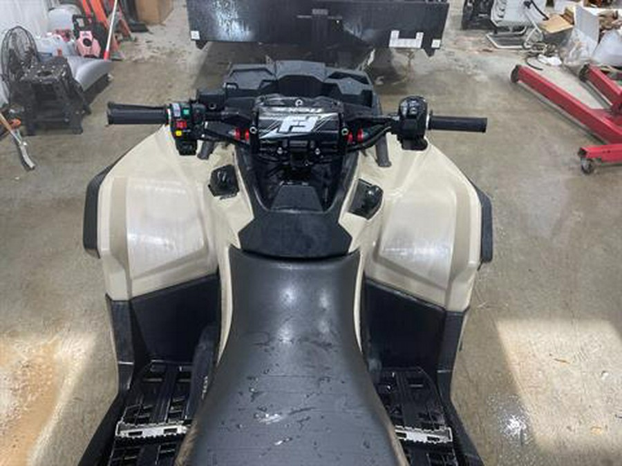 2023 Can-Am Outlander X MR 1000R