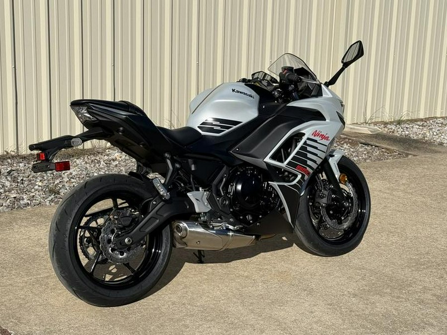 2026 Kawasaki Ninja® 650 ABS