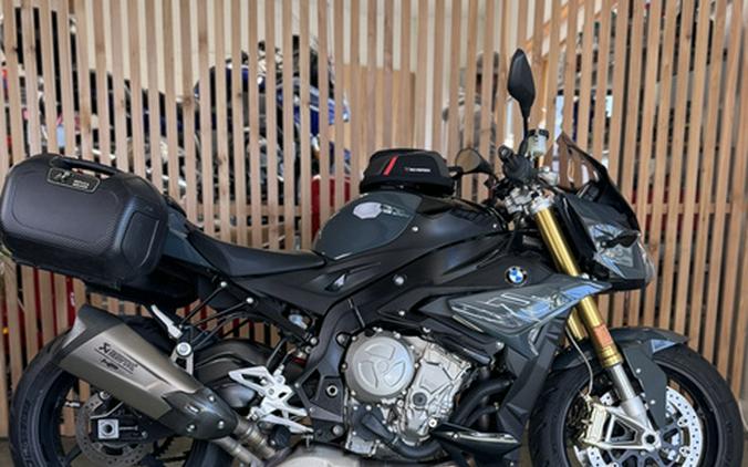 2017 BMW S 1000 R