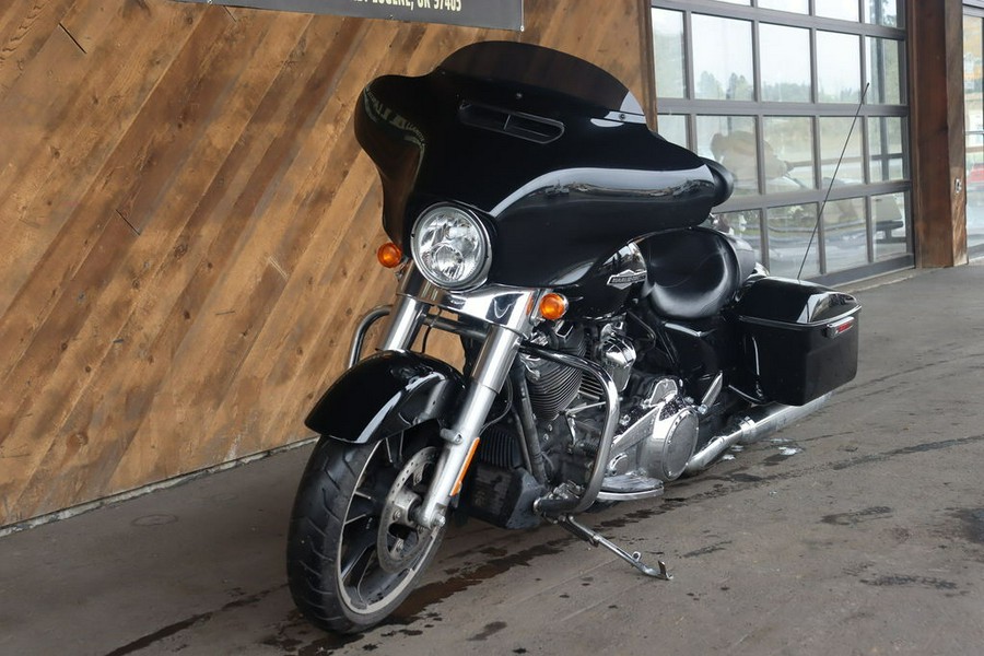 2021 Harley-Davidson Street Glide® Base